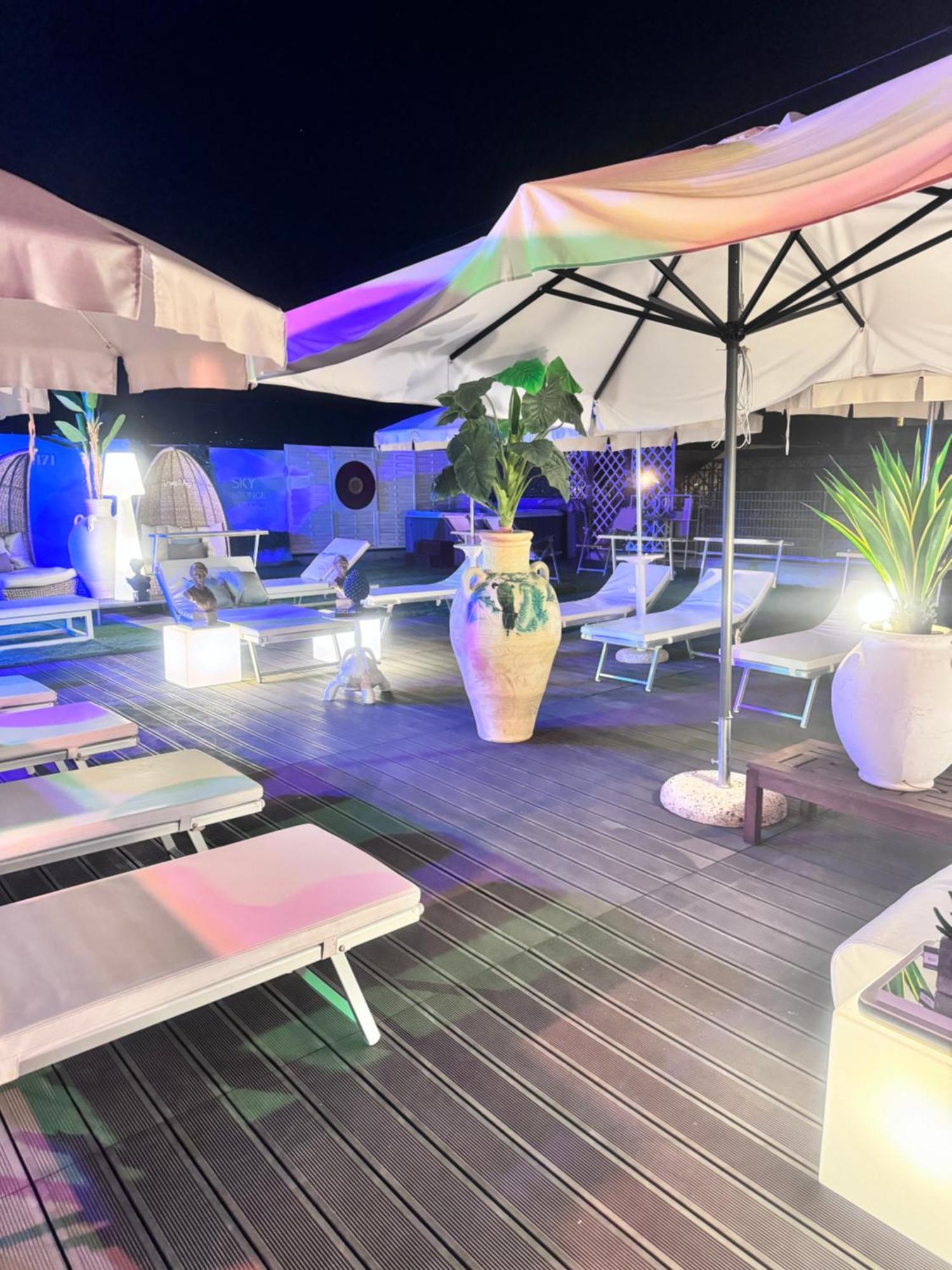 Tribus Boutique Hotel Torre Annunziata Bagian luar foto